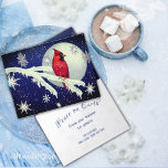 Tarjeta de Navidades encantados del cardenal fores<br><div class="desc">Un cardenal rojo,  encaramado en una rama helada en invierno con la luna llena en el fondo. La escena es pacífica,  y el saludo en el interior es apropiado "paz en la tierra". Una gran carta para los amantes de la naturaleza. ¡Bendiciones!</div>