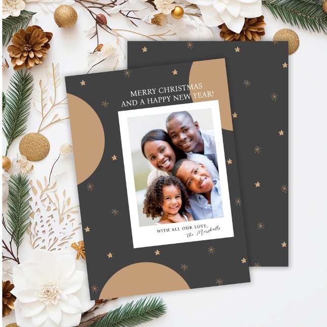 Tarjeta de Navidades fotográficos personalizado (Send Christmas and New Year greetings with this simple, yet elegant, holiday photo card.)