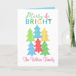 Tarjeta de Navidades merry y brillantes de árboles