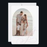 Tarjeta de Navidades mora y brillante<br><div class="desc">Celebra la magia de la temporada con esta tarjeta de Navidades atemporales. Un diseño sencillo pero sofisticado que nunca pasa de moda,  esta tarjeta es ideal para enviar alegría,  gratitud y alegría festiva durante toda la temporada.</div>