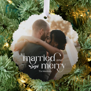 Tarjeta de Navidades ornamentos casados y merry re
