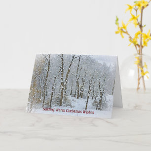 Tarjeta de Navidades que nevan árboles y nieve cay