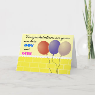 Tarjeta de niño gemelo y chica