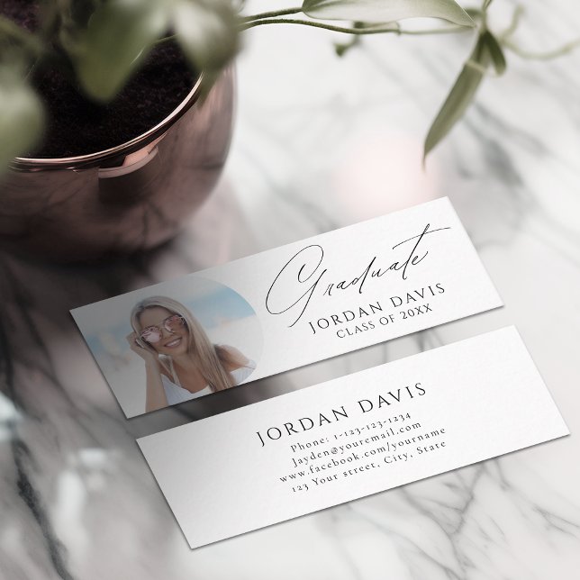 Tarjeta de nombre de graduado de foto de guión sim (Simple Elegant Script Photo Graduate Name Card)