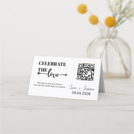 Tarjeta de nota con código QR de amor con letra mo