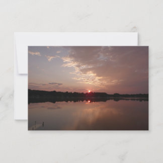 Tarjeta de nota de amanecer y nubes, perspectiva