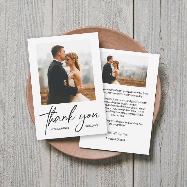 Tarjeta de nota de boda con 2 fotos Simple Modern (Modern handlettering thank you script with 2 wedding photo and custom message wedding announcement.)