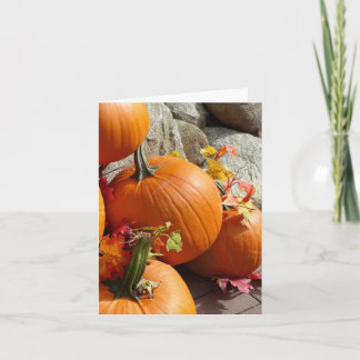 Tarjeta de nota de calabazas de otoño feliz