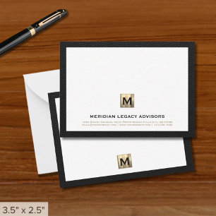 Tarjeta de nota de firma de abogados de oro negro