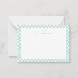 Tarjeta de nota de guardería de bebé con gingham d