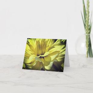 Tarjeta de nota en blanco amarilla Dahlia Flower