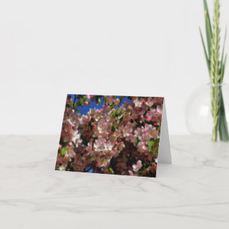 Tarjeta de nota en blanco floral de flores de prim
