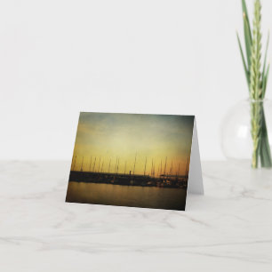 Tarjeta de notas para veleros y amanecer