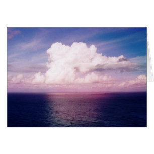 Tarjeta de nubes solitarias