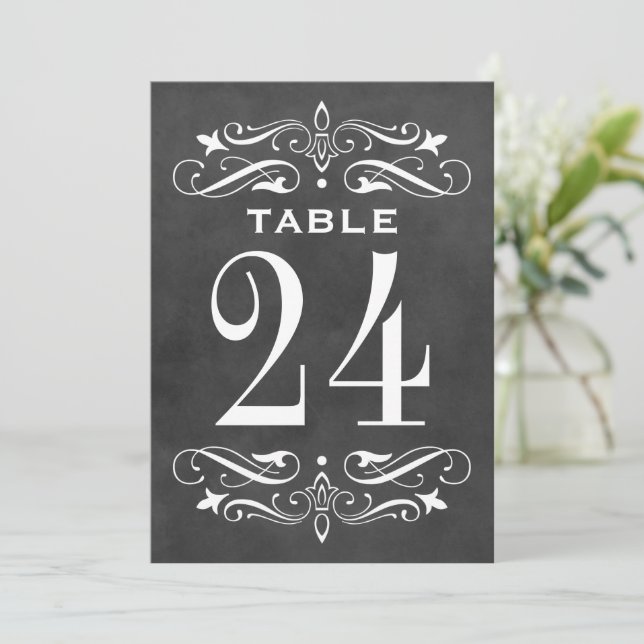 Tarjeta de número de mesa con floritura de pizarra (Anverso de pie)