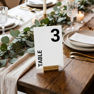 Tarjeta de número de mesa con letras blancas y neg