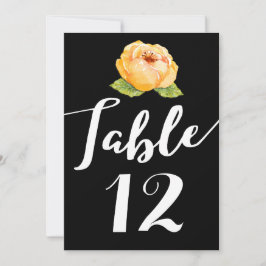 Tarjeta de número de mesa de boda con flores dorad