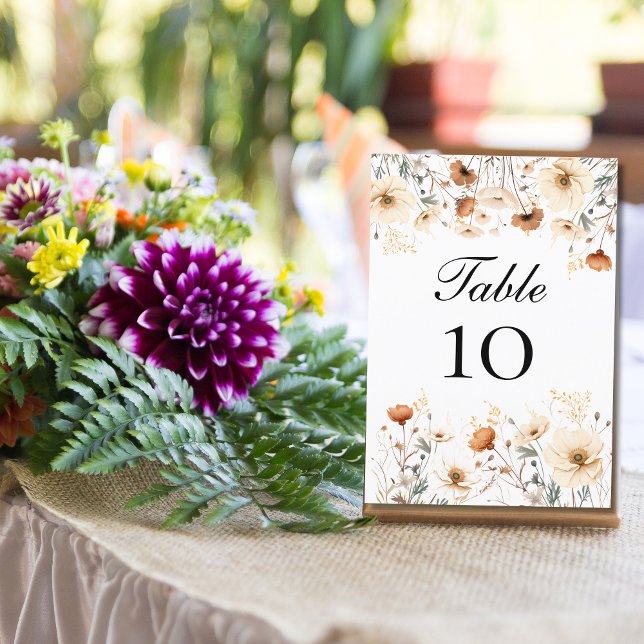 Tarjeta de número de mesa de boda con flores silve (Boho Wildflowers Yellow Beige Terracotta Burnt Orange Wedding Table Number Cards)