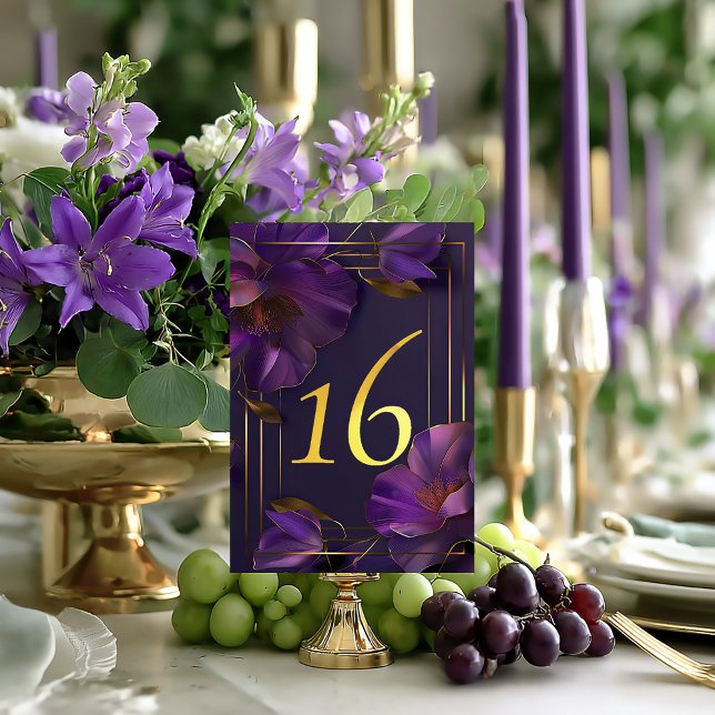Tarjeta de número de mesa de boda violeta luminosa (Beautiful Luminous Violets Wedding Table Number Card)