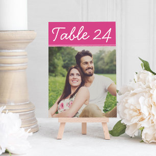 Tarjeta de número de mesa de foto rosa a mano
