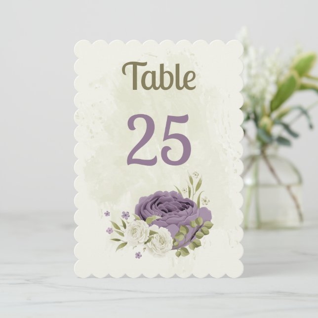 tarjeta de número de mesa mauve de flores blancas  (Anverso de pie)