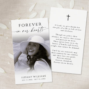 Tarjeta de oración conmemorativa de corazones cruz