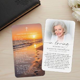 Tarjeta de oración fúnebre con foto de huellas en 