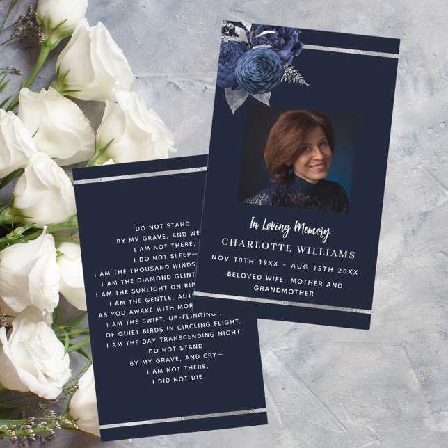 Tarjeta de oración fúnebre floral con foto en blan (Subido por el creador)