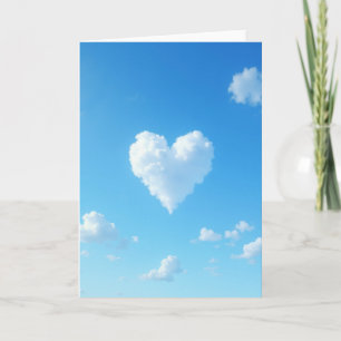 Tarjeta de paisaje de nubes con el corazón