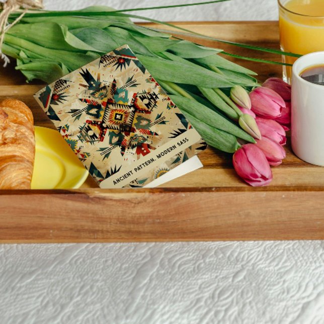 Tarjeta de patrón de tribu de arte étnico nativa e ( Native American Ethnic Art Tribe Pattern, vintage-inspired tribal design, showcases geometric shape)