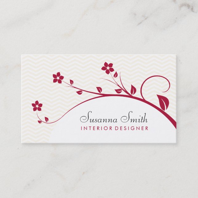 Tarjeta de plantilla con flores rojas y chevrón (Anverso)