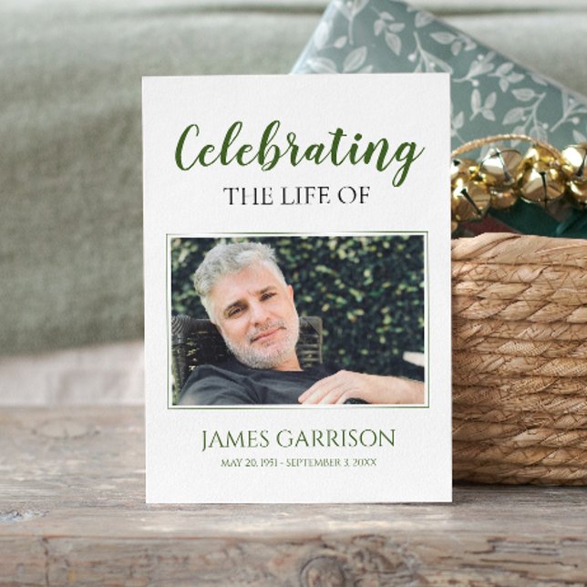 Tarjeta de plegaria funeraria elegante y verde con (Subido por el creador)