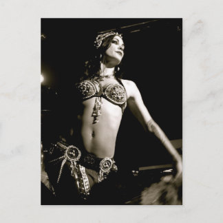 Tarjeta de poste de danza del vientre Zoe Jakes