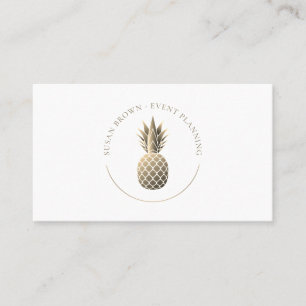 Tarjeta de presentación con el logotipo Gold Pinea