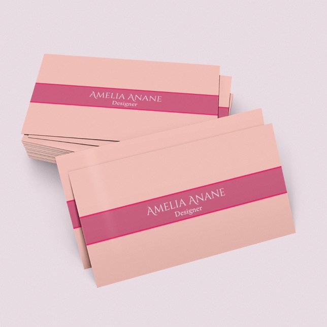 Tarjeta de presentación de guiones rosados y único (Subido por el creador)