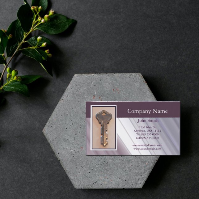 Tarjeta de presentación de la llave de acero (Subido por el creador)