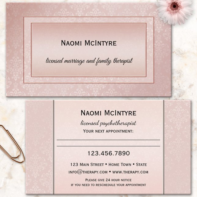 Tarjeta de presentación de terapeuta de cita rosa  (Appointment business card featuring a blush pink damask design - psychotherapist - counselor)