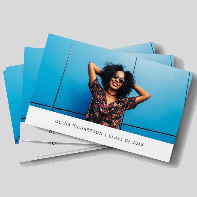 Tarjeta De Presentación Foto y nombre clásicos de graduación profesional (Subido por el creador)