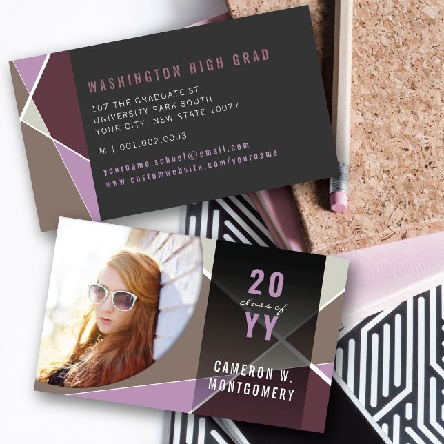 Tarjeta De Presentación Graduado de fotografía de mod de líneas geométrica (Purple Stylish Geometric Criss Cross Photo Graduation Calling / Name Card @ zazzle.com/color_therapy)