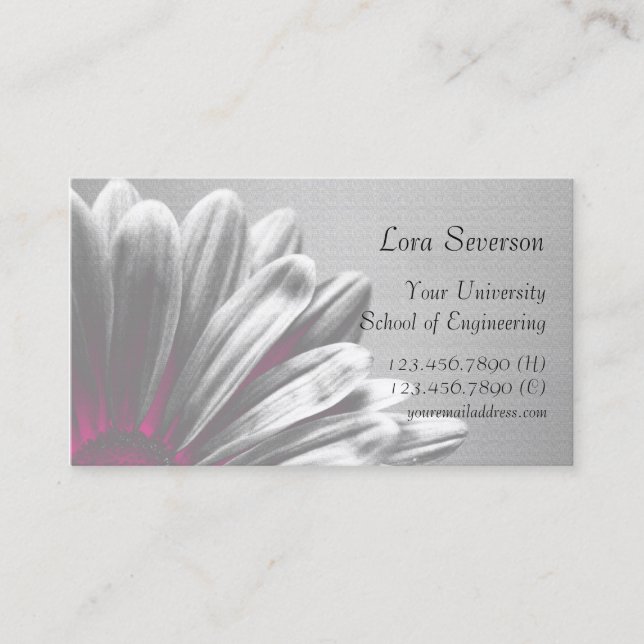 Tarjeta De Presentación Graduado de resaltados florales rosados (Anverso)