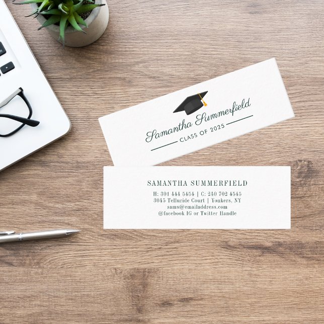 Tarjeta De Presentación Guión moderno de graduación 2025 Nombre (Modern Graduation 2025 Name Modern Script Calling Card)