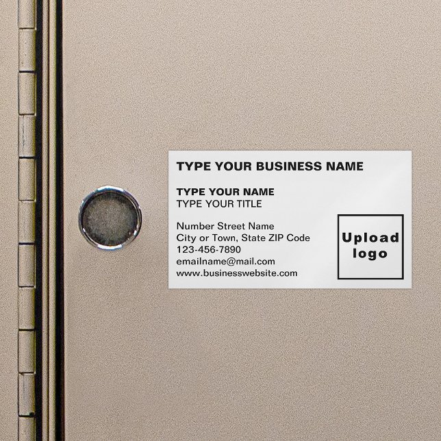 Tarjeta de presentación magnética blanca alineada  (White magnetic business card in left aligned style)