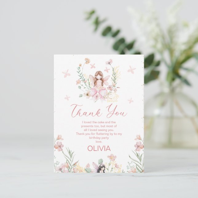 Tarjeta de primer cumpleaños de hadas florales de  (Anverso de pie)