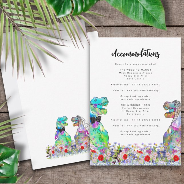 Tarjeta De Recepción Alojamiento con flores en Boda Dinosaurio (Dinosaur themed wedding accommodations invitation enclosure cards with T-Rex bride and groom floral)