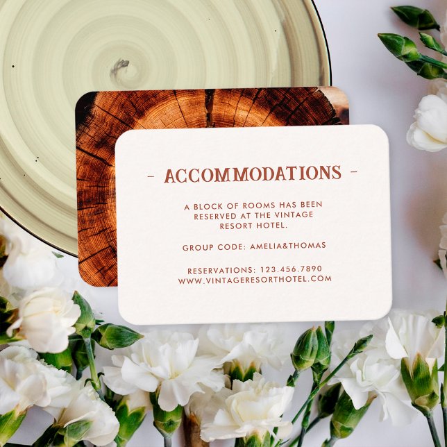 Tarjeta De Recepción Alojamiento en Hotel Rústico De Madera Sencilla (Subido por el creador)