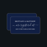 Tarjeta De Recepción Boda de caligrafía moderna Registro azul<br><div class="desc">Moderna tarjeta de inserción de Boda de escritura de caligrafía moderna. Azul Marino</div>