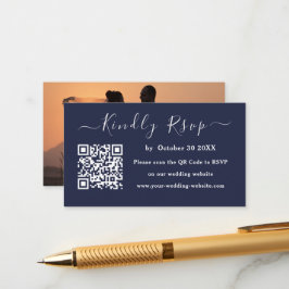 Tarjeta De Recepción Boda de código Qr Minimalista azul de la Marina mo