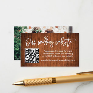 Tarjeta De Recepción Boda de guiones de pincel Sitio web QR Wood Photo