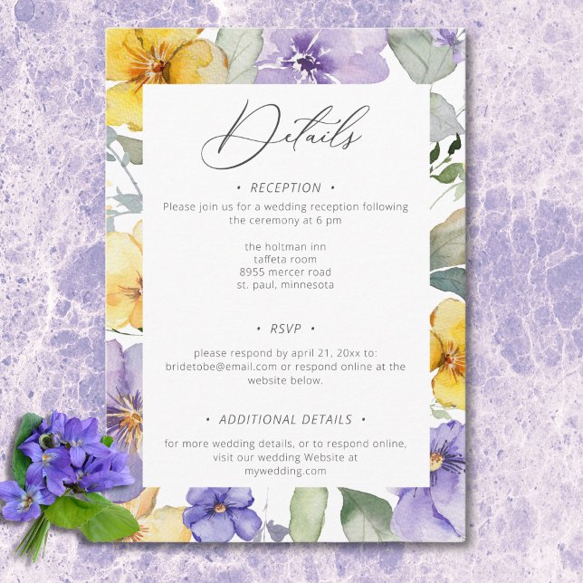 Tarjeta De Recepción Boda floral de violetas moradas y amarillas modern (Modern Purple & Yellow Violets Floral Wedding Enclosure Card)