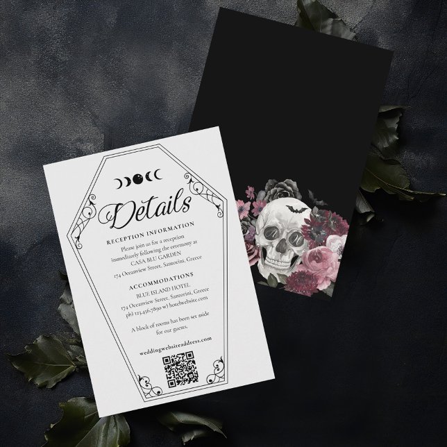 Tarjeta De Recepción Boda Gótico de Halloween Coffin y Floral Skull (Gothic Halloween Wedding Coffin & Floral Skull Enclosure Card)